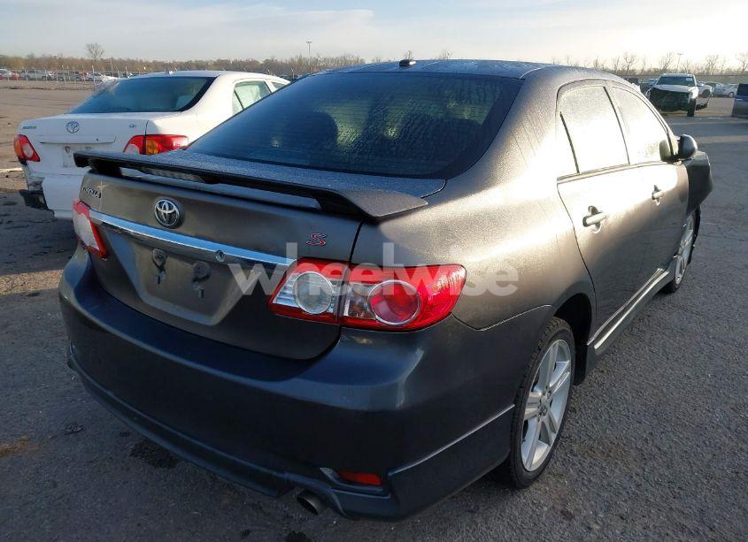 Photo 4 of 2013 Toyota Corolla S (VIN 5YFBU4EE8DP172328)