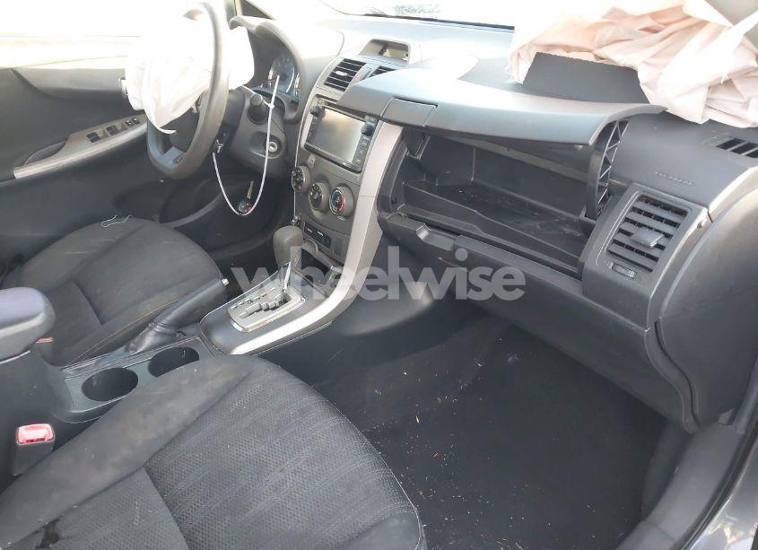 Photo 5 of 2013 Toyota Corolla S (VIN 5YFBU4EE8DP172328)