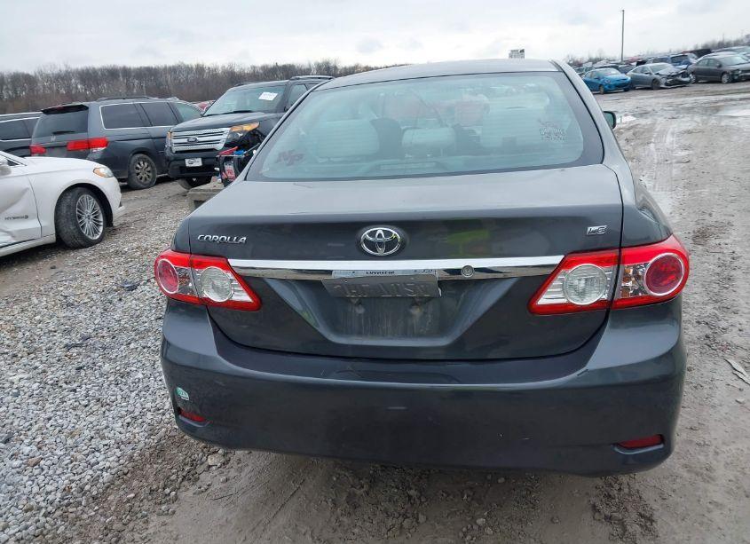 Photo 15 of 2013 Toyota Corolla LE (VIN 5YFBU4EE8DP193549)