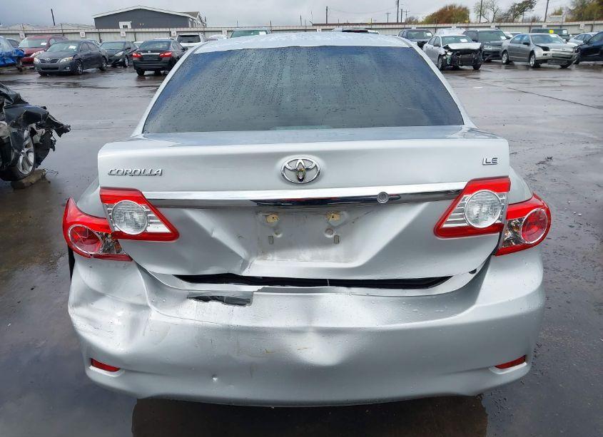 Photo 6 of 2013 Toyota Corolla LE (VIN 5YFBU4EE8DP198508)