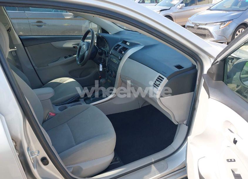 Photo 5 of 2012 Toyota Corolla L (VIN 5YFBU4EE9CP036451)