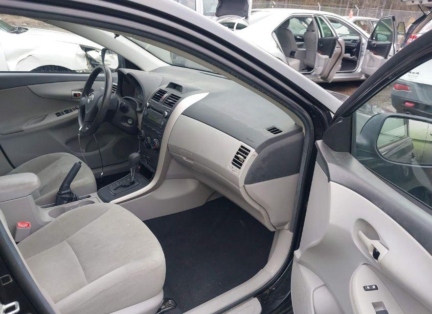 Photo 5 of 2012 Toyota Corolla L (VIN 5YFBU4EE9CP048096)