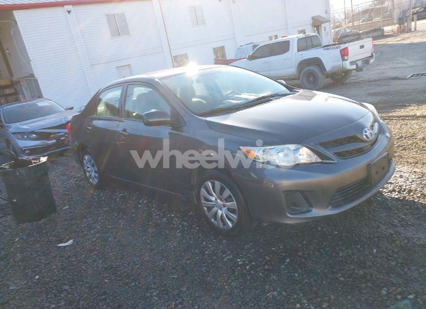 2012 Toyota Corolla LE (VIN 5YFBU4EE9CP066453) main photo
