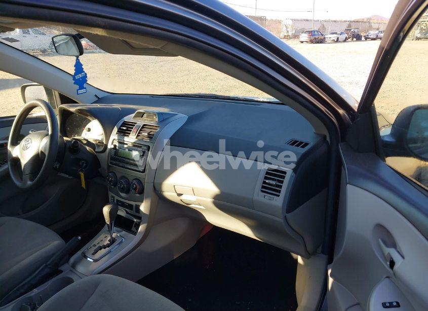 Photo 5 of 2012 Toyota Corolla LE (VIN 5YFBU4EE9CP066453)