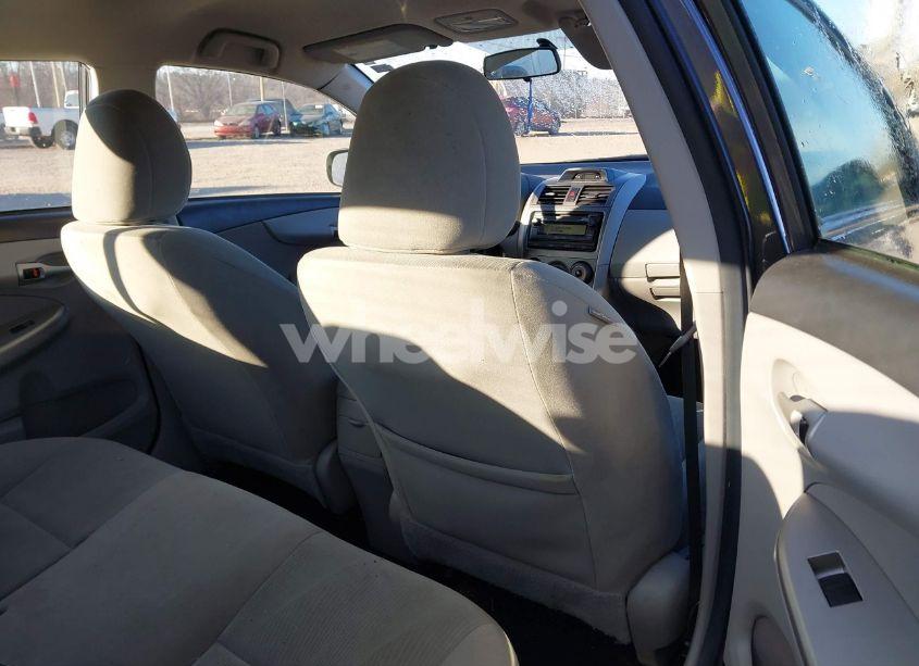 Photo 8 of 2012 Toyota Corolla LE (VIN 5YFBU4EE9CP066453)