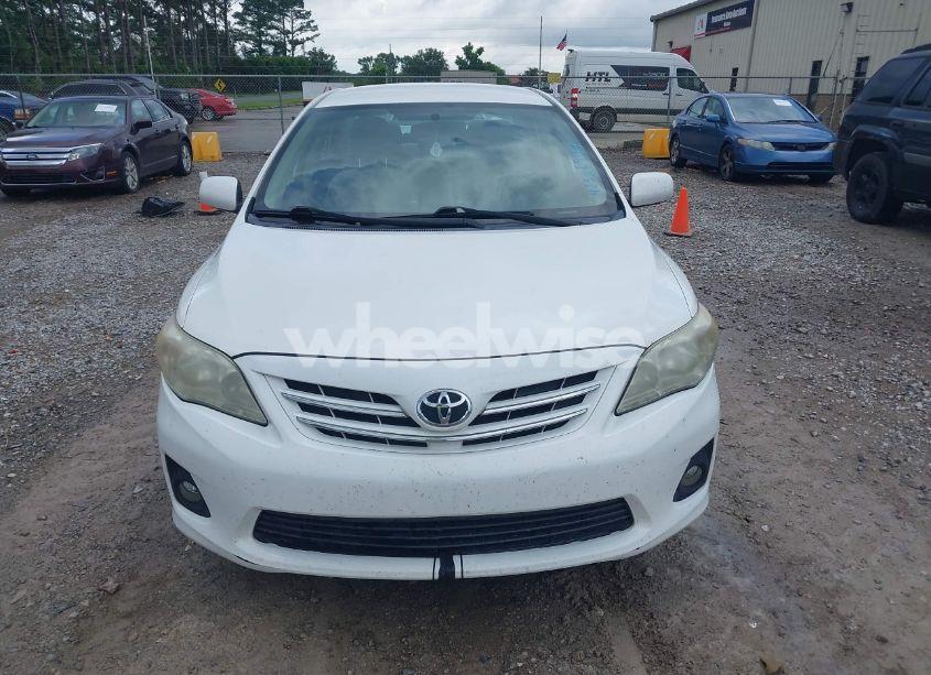 Photo 12 of 2013 Toyota Corolla LE (VIN 5YFBU4EE9DP112543)