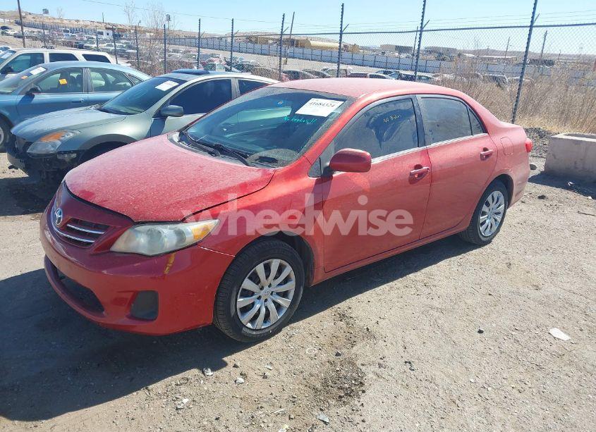 Photo 2 of 2013 Toyota Corolla LE (VIN 5YFBU4EE9DP118066)