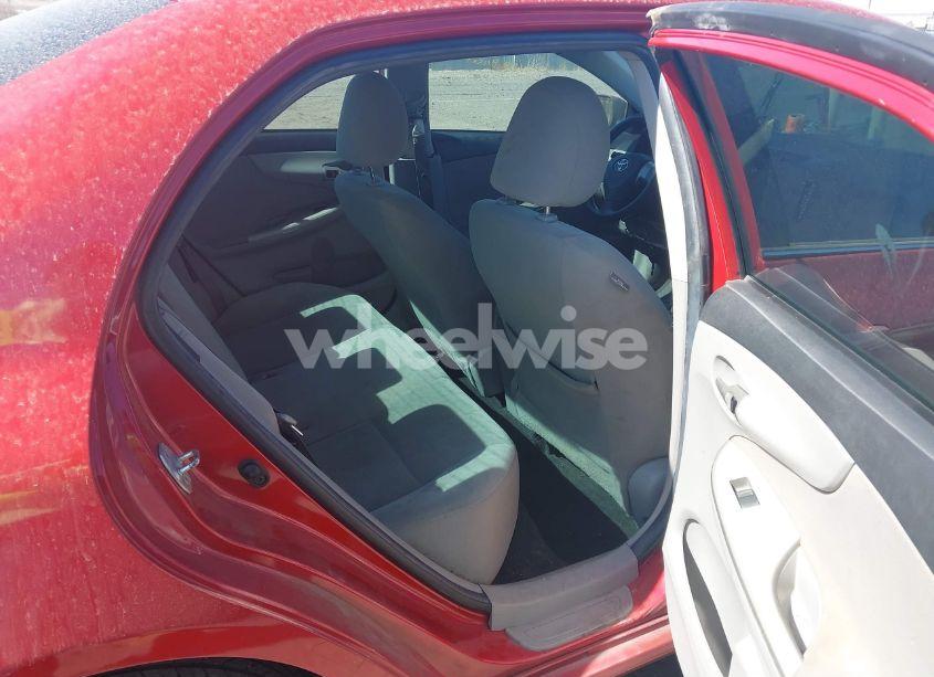 Photo 8 of 2013 Toyota Corolla LE (VIN 5YFBU4EE9DP118066)