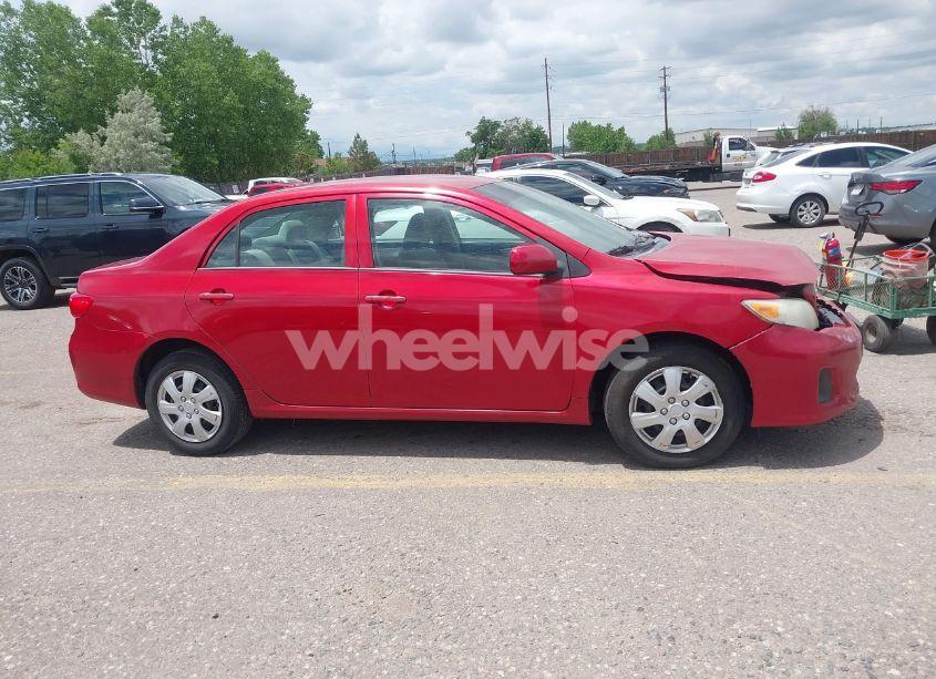 Photo 13 of 2013 Toyota Corolla L (VIN 5YFBU4EE9DP134025)