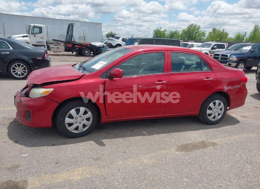 Photo 14 of 2013 Toyota Corolla L (VIN 5YFBU4EE9DP134025)