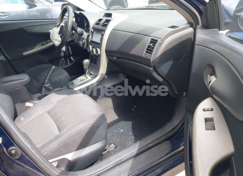 Photo 5 of 2013 Toyota Corolla S (VIN 5YFBU4EE9DP138964)