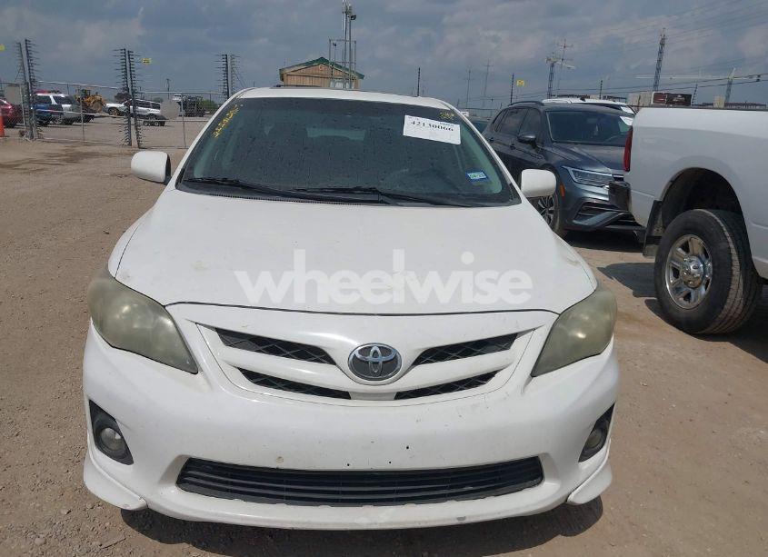 Photo 11 of 2013 Toyota Corolla S (VIN 5YFBU4EE9DP145557)