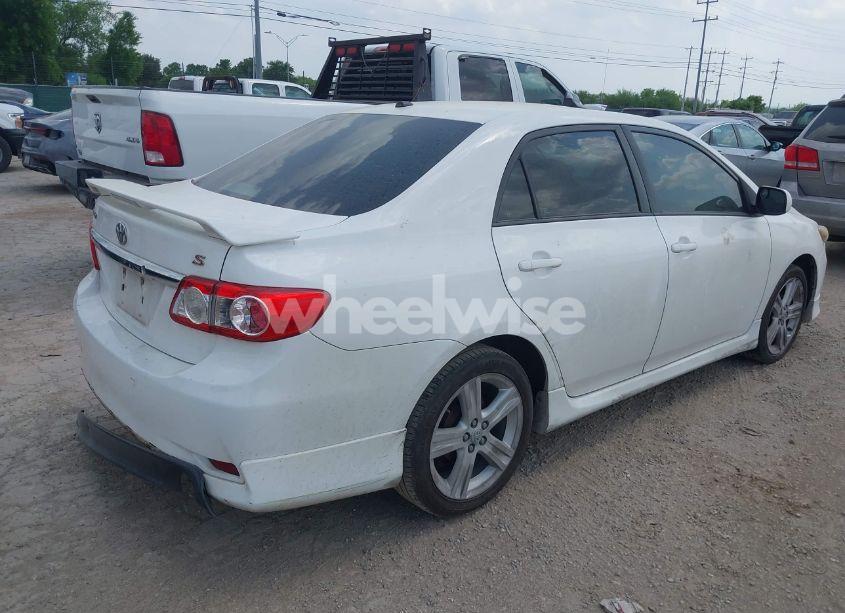 Photo 4 of 2013 Toyota Corolla S (VIN 5YFBU4EE9DP145557)