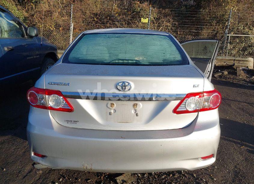 Photo 16 of 2013 Toyota Corolla LE (VIN 5YFBU4EE9DP146028)