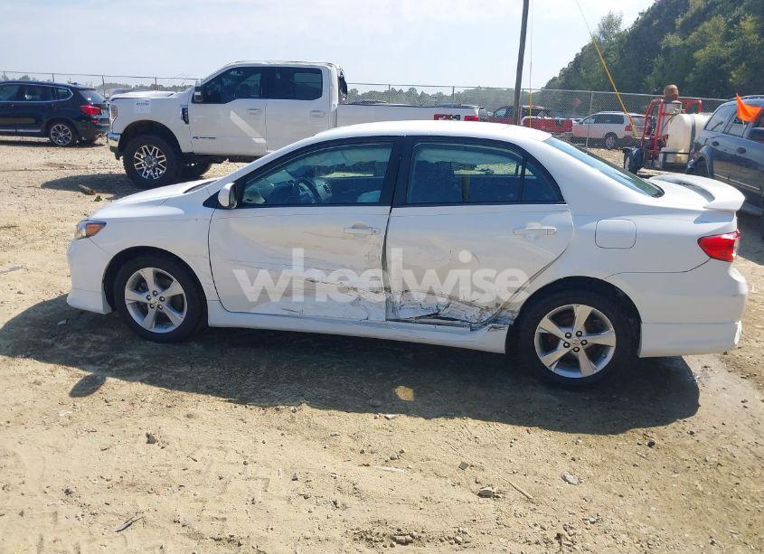 Photo 14 of 2013 Toyota Corolla S (VIN 5YFBU4EE9DP149642)