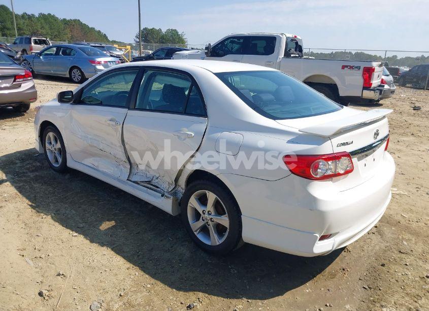 Photo 3 of 2013 Toyota Corolla S (VIN 5YFBU4EE9DP149642)