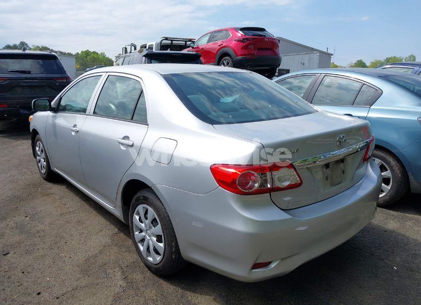 Photo 3 of 2013 Toyota Corolla L (VIN 5YFBU4EE9DP174413)