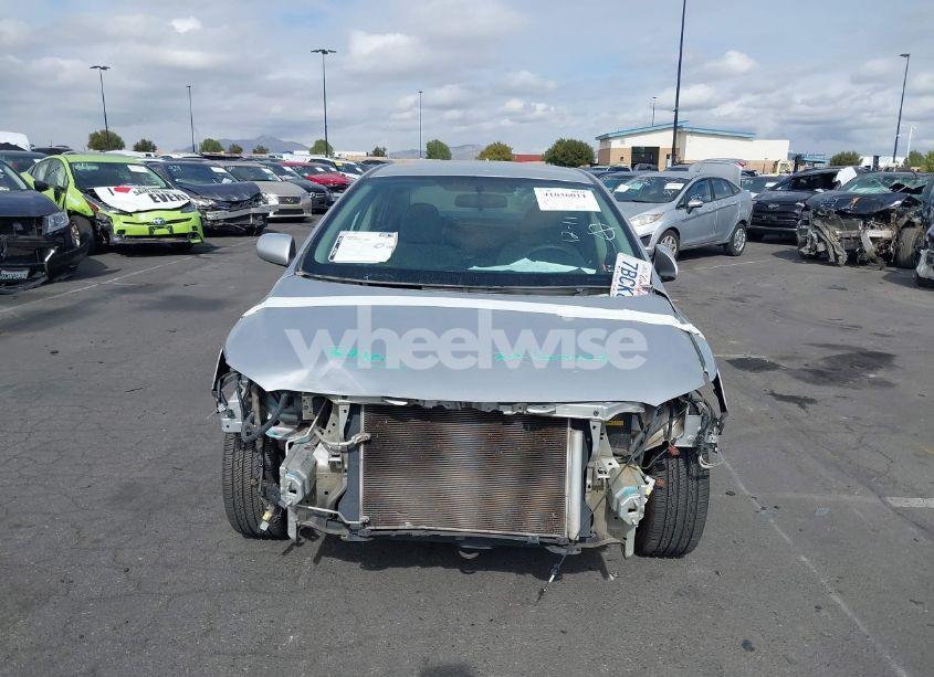 Photo 13 of 2013 Toyota Corolla LE (VIN 5YFBU4EE9DP197092)