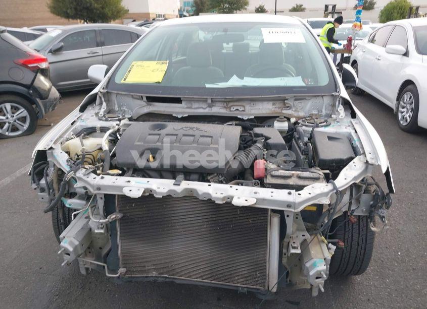 Photo 6 of 2013 Toyota Corolla LE (VIN 5YFBU4EE9DP197092)