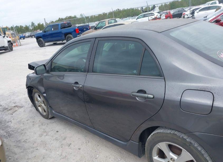 Photo 14 of 2013 Toyota Corolla S (VIN 5YFBU4EE9DP203425)