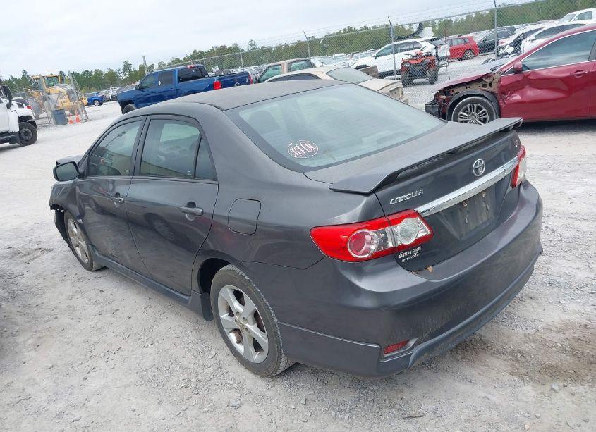 Photo 3 of 2013 Toyota Corolla S (VIN 5YFBU4EE9DP203425)