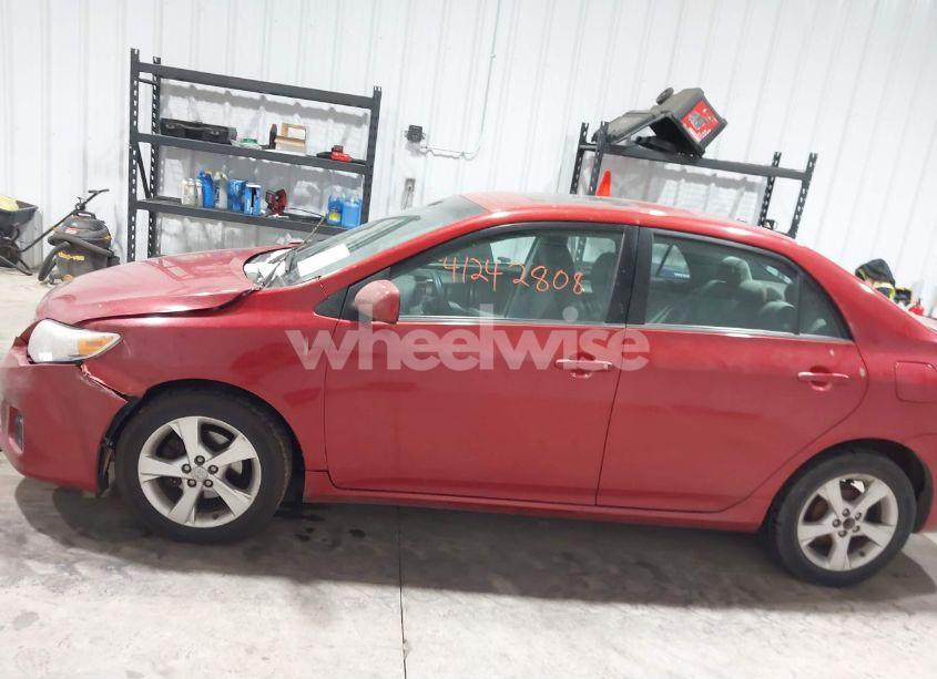 Photo 14 of 2013 Toyota Corolla LE (VIN 5YFBU4EE9DP206096)