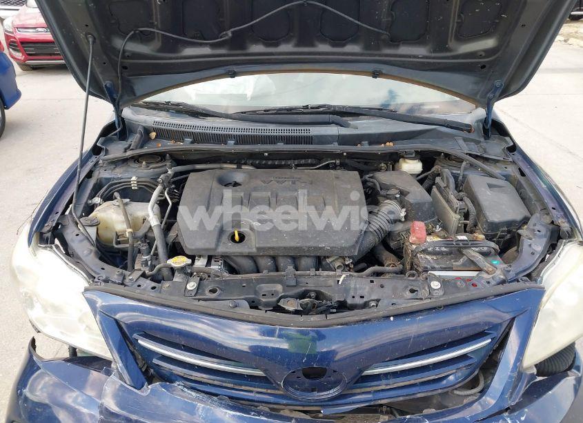 Photo 10 of 2013 Toyota Corolla LE (VIN 5YFBU4EE9DP209841)