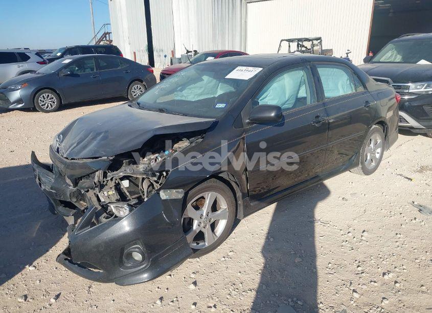 Photo 2 of 2012 Toyota Corolla S (VIN 5YFBU4EEXCP028598)