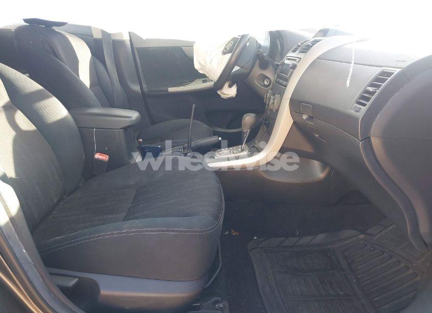 Photo 5 of 2012 Toyota Corolla S (VIN 5YFBU4EEXCP028598)