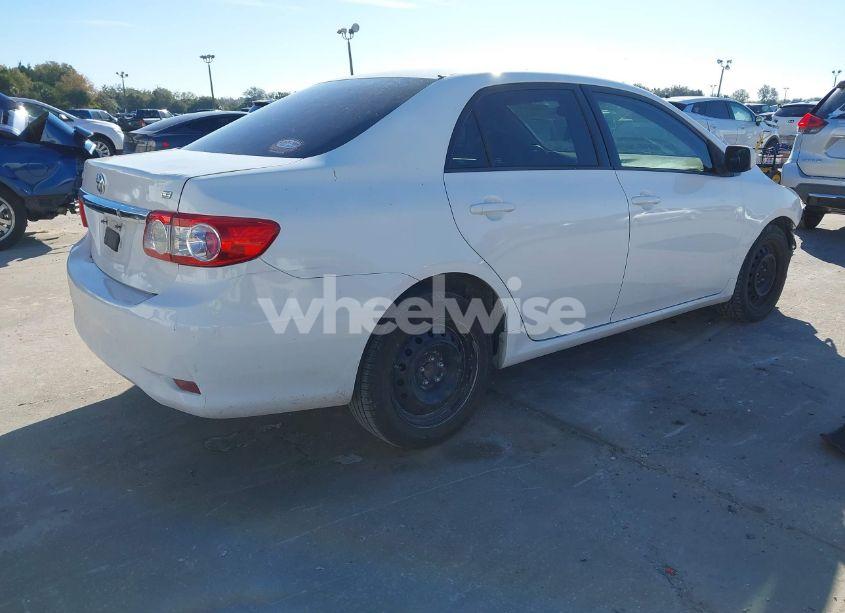 Photo 4 of 2012 Toyota Corolla LE (VIN 5YFBU4EEXCP045627)