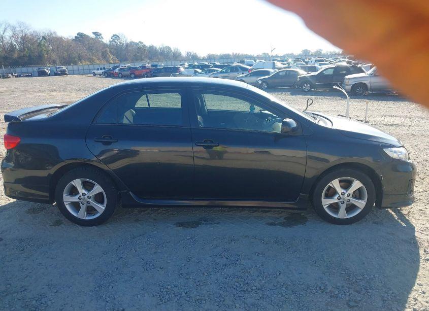 Photo 13 of 2012 Toyota Corolla S (VIN 5YFBU4EEXCP046082)