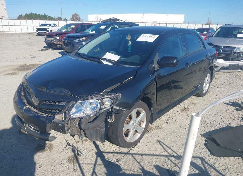 Photo 2 of 2012 Toyota Corolla S (VIN 5YFBU4EEXCP046082)