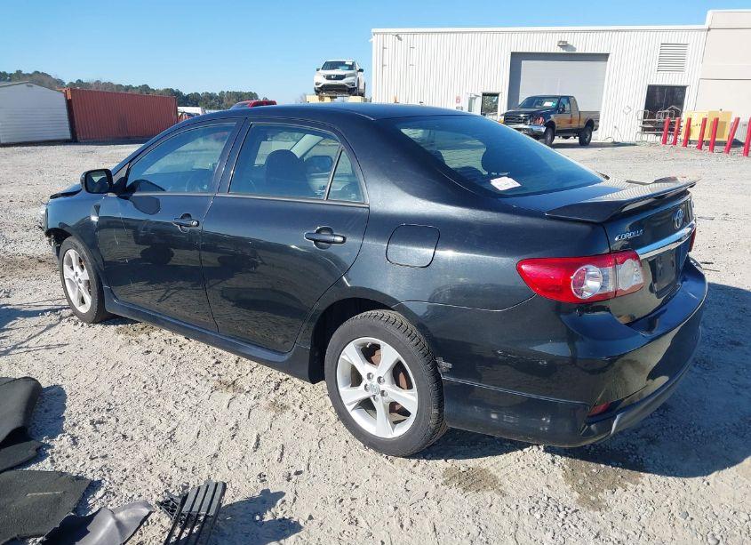 Photo 3 of 2012 Toyota Corolla S (VIN 5YFBU4EEXCP046082)