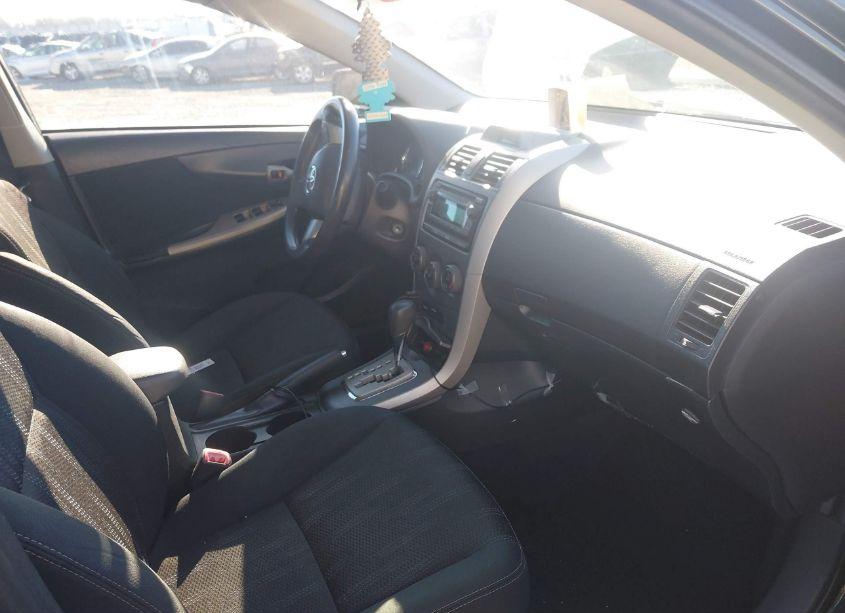 Photo 5 of 2012 Toyota Corolla S (VIN 5YFBU4EEXCP046082)