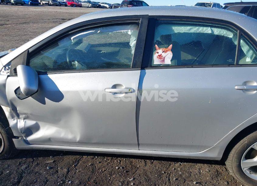 Photo 14 of 2012 Toyota Corolla LE (VIN 5YFBU4EEXCP046213)