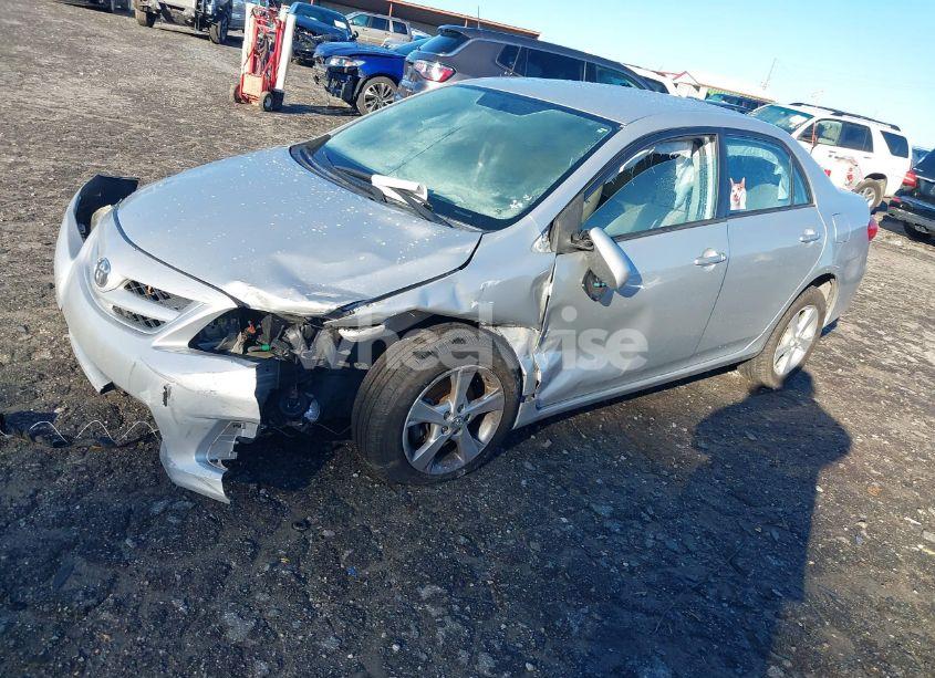 Photo 2 of 2012 Toyota Corolla LE (VIN 5YFBU4EEXCP046213)