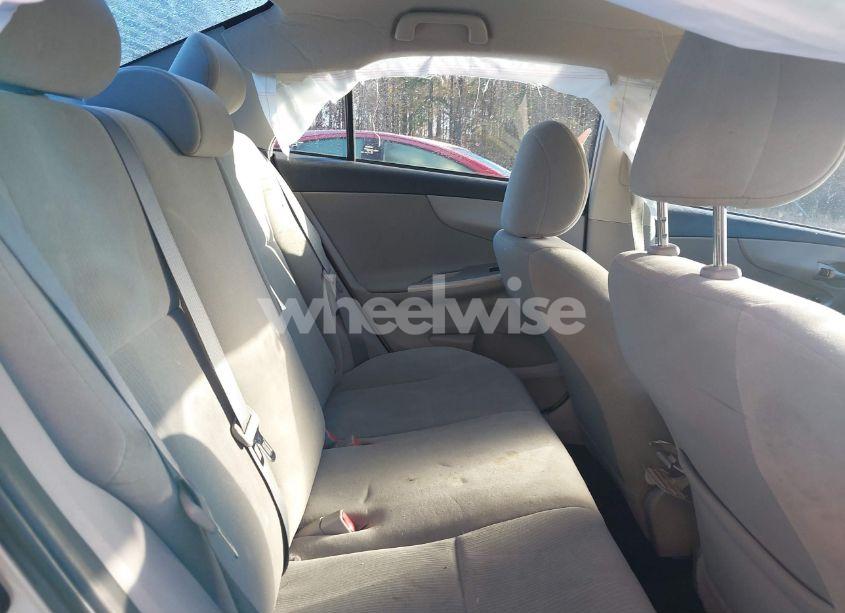 Photo 8 of 2012 Toyota Corolla LE (VIN 5YFBU4EEXCP046213)