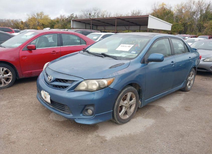 Photo 2 of 2012 Toyota Corolla S (VIN 5YFBU4EEXCP067305)