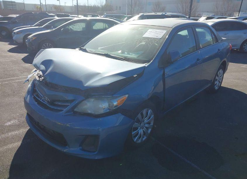Photo 2 of 2013 Toyota Corolla LE (VIN 5YFBU4EEXDP080590)
