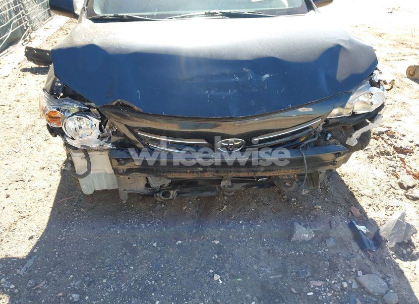 Photo 6 of 2013 Toyota Corolla LE (VIN 5YFBU4EEXDP086518)