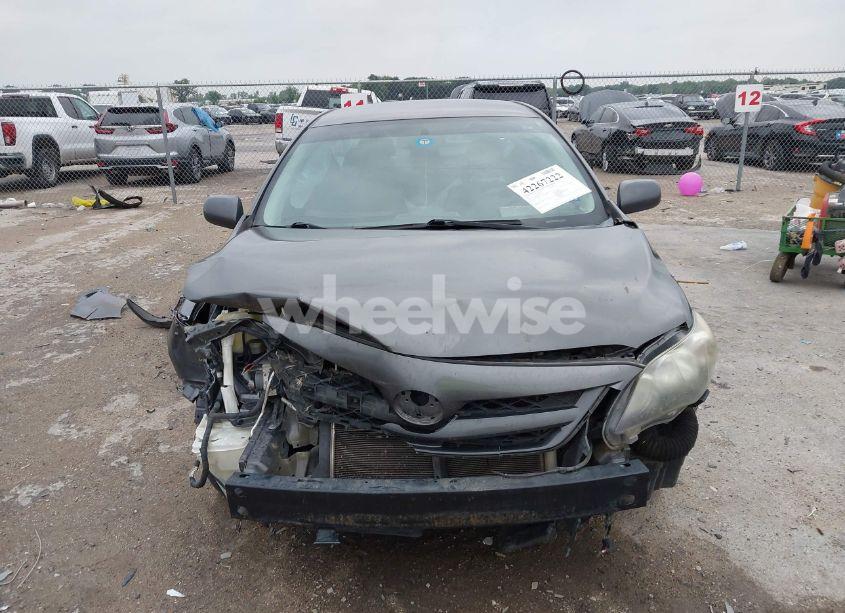 Photo 12 of 2013 Toyota Corolla S (VIN 5YFBU4EEXDP112762)