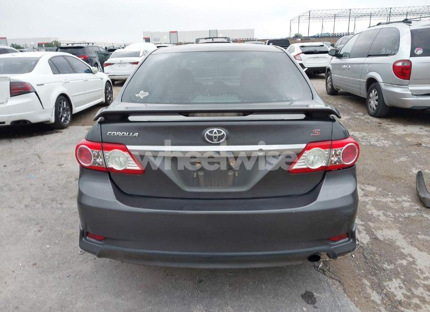 Photo 16 of 2013 Toyota Corolla S (VIN 5YFBU4EEXDP112762)