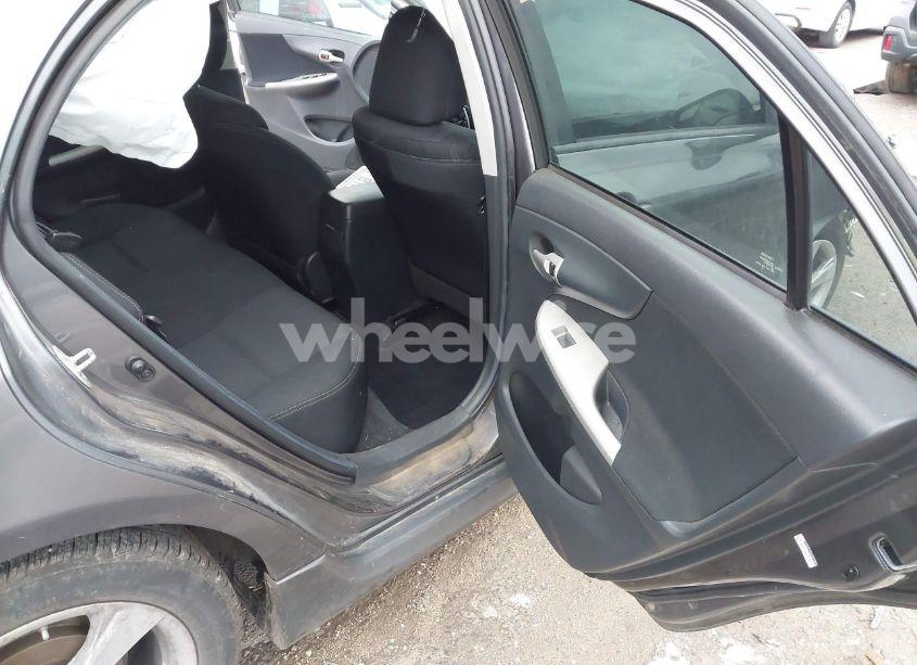 Photo 8 of 2013 Toyota Corolla S (VIN 5YFBU4EEXDP112762)