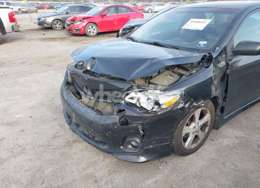 Photo 6 of 2013 Toyota Corolla S (VIN 5YFBU4EEXDP119159)