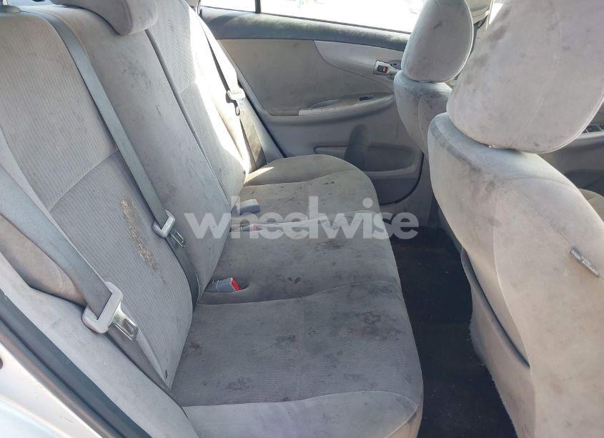 Photo 8 of 2013 Toyota Corolla LE (VIN 5YFBU4EEXDP127617)