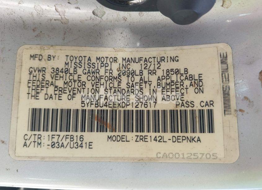 Photo 9 of 2013 Toyota Corolla LE (VIN 5YFBU4EEXDP127617)