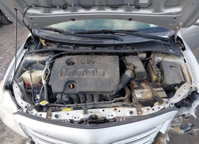 Photo 10 of 2013 Toyota Corolla LE (VIN 5YFBU4EEXDP151349)