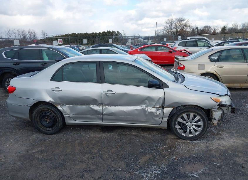 Photo 14 of 2013 Toyota Corolla LE (VIN 5YFBU4EEXDP151349)