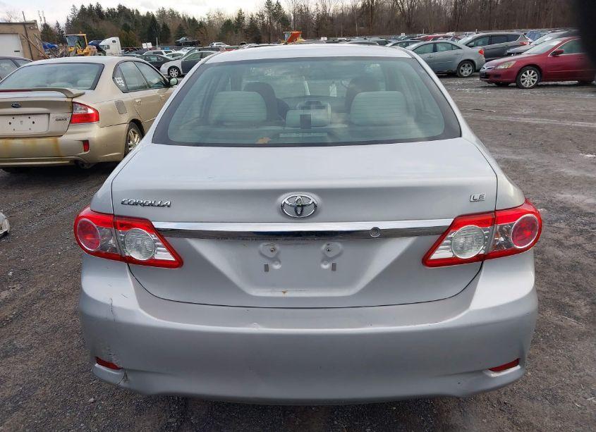 Photo 17 of 2013 Toyota Corolla LE (VIN 5YFBU4EEXDP151349)