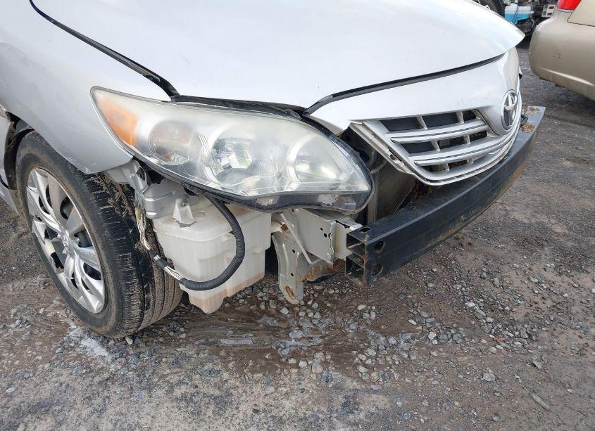 Photo 19 of 2013 Toyota Corolla LE (VIN 5YFBU4EEXDP151349)